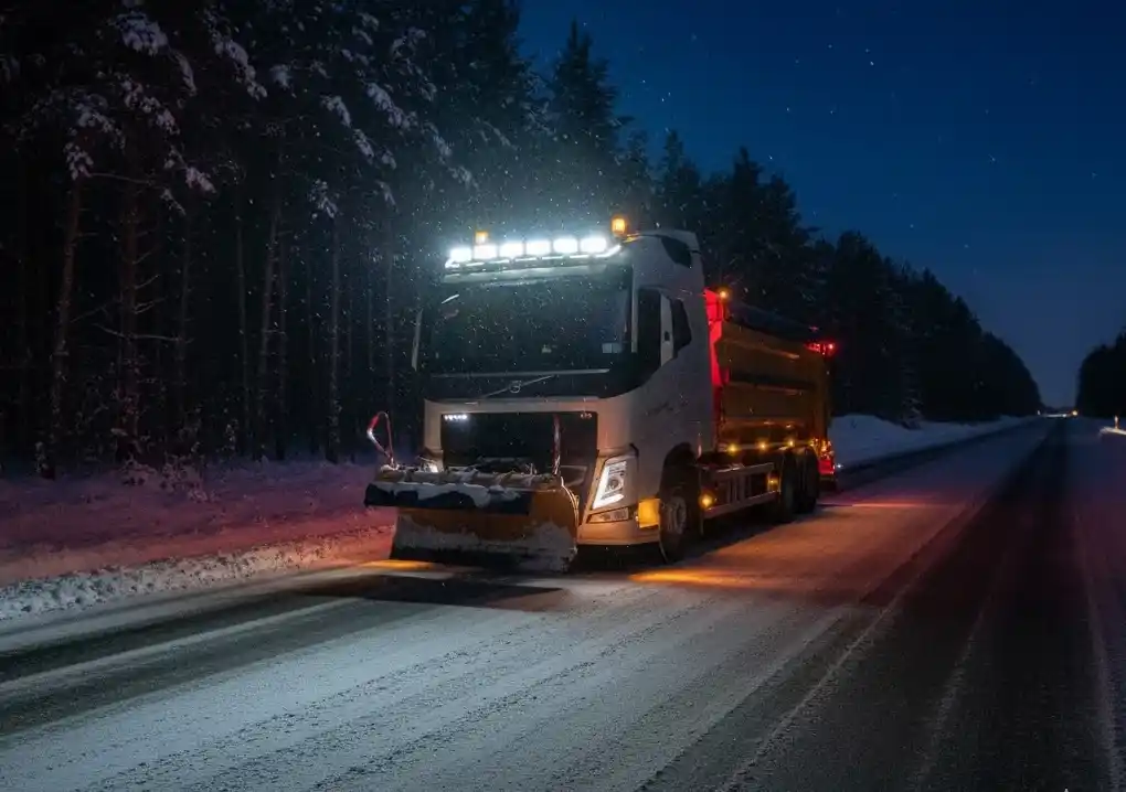 LED darba lukturu staru veidi