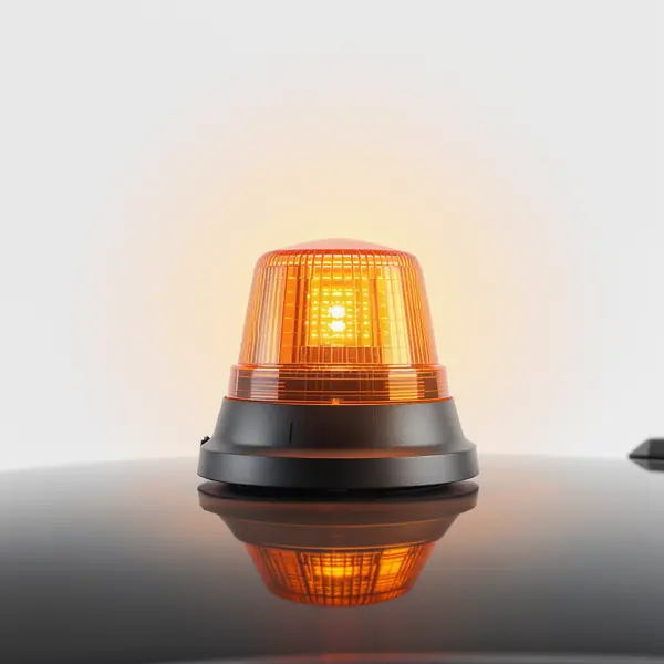 LED bākuguni fotometriskais sadalījums 360° redzamībai