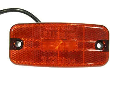 Sarkans LED Sānu Gabarīta Lukturis ar Atstarotāju 9-36V, ADR Sertificēts, 5m vads