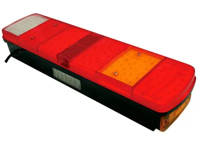 LED Aizmugures Lukturis Scania - 7 Kameru, Kvadrāta - 24V ar Atstarotāju un E-Marķējumu