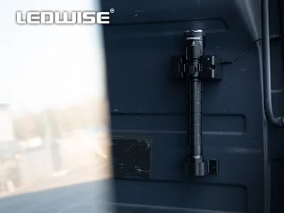 LEDWISE Papildus stiprinājums AT798 - Profesionāls turētājs lukturiem ar montāžas atveri - Attēls 2