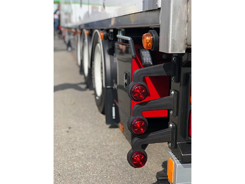 Strands Viking Sarkana Pozīcijas Lukturis ar 6 LED, ECE Apstiprināts, 12-24V - Attēls 2