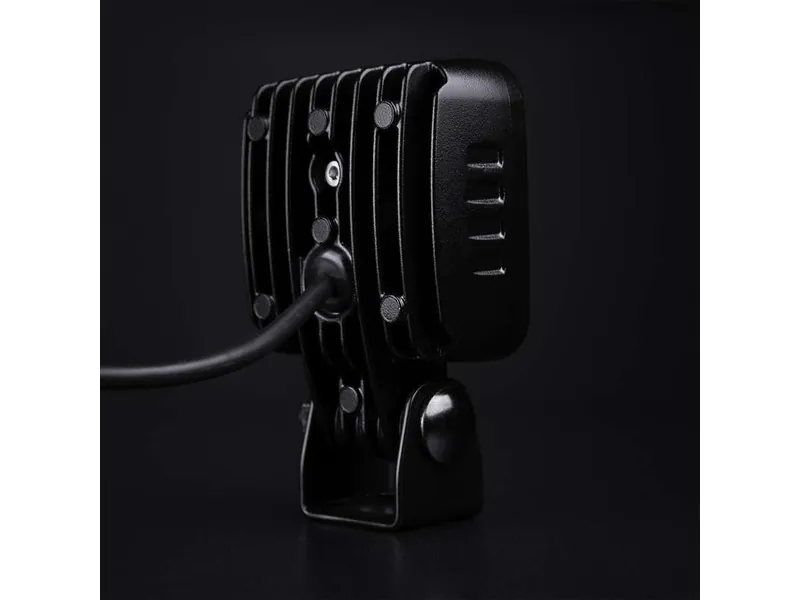 STRANDS FREEDOM WORK LIGHT - Profesionāls darba lukturis ar 900lm, 10-70V spriegumu un 5700K krāsu temperatūru - Attēls 2