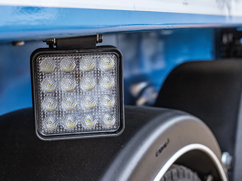 STRANDS LED Darba Lukturis Kvadrātveida 25W, ADR un E-Sertificēts, 2200lm, 12-32V, DT-savienojums - Attēls 4